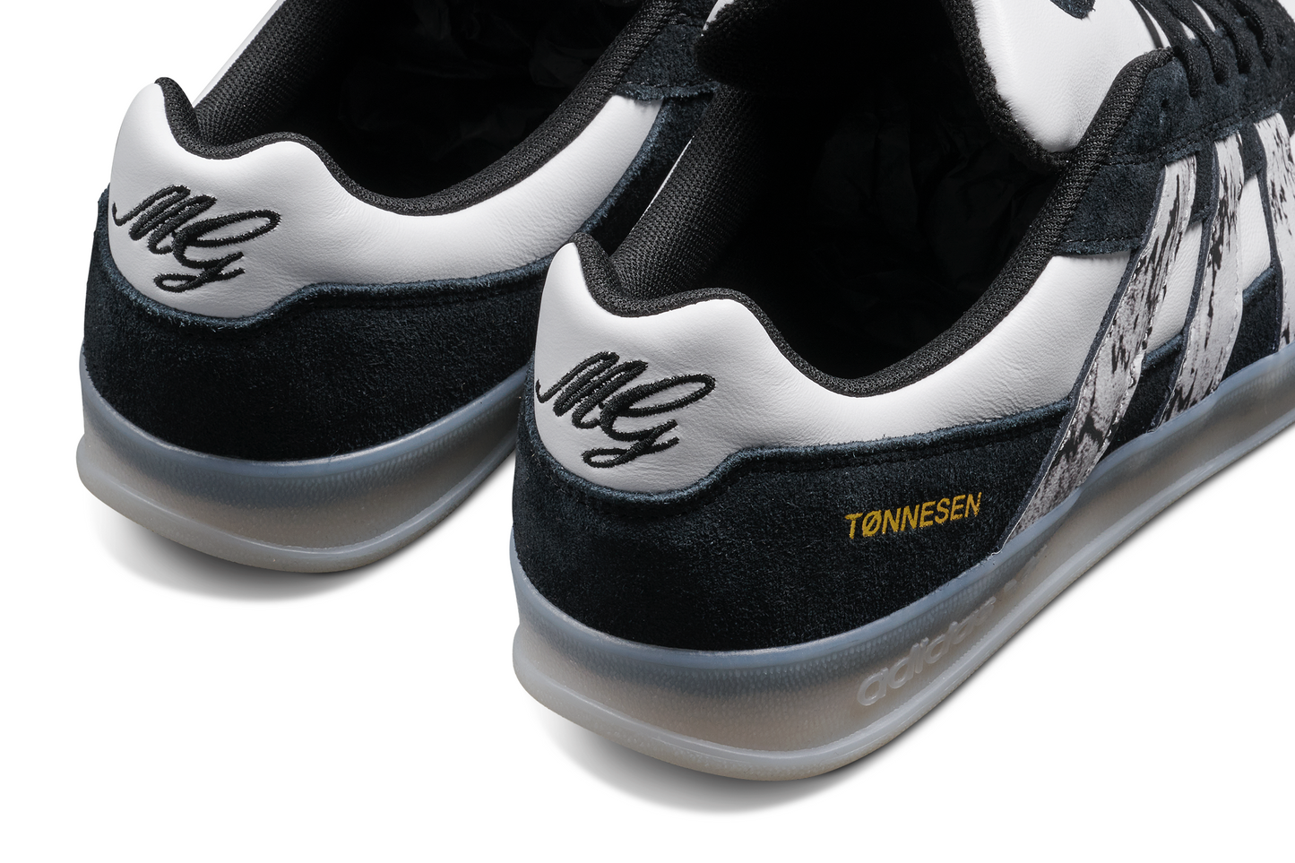 Adidas - ALOHA SUPER X GUSTA CBLACK/FTWWHT/CWHITE