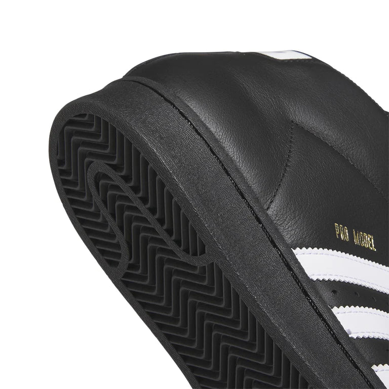 Adidas - Pro Model ADV BLACK/WHITE/GOLD