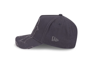 New Era - New York Yankees - Applique Distressed 9FORTY Snapback Graphite
