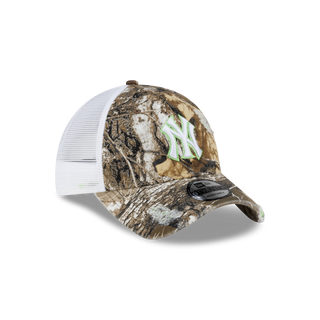 New Era - New York Real Tree Distressed Trucker (Green) Snapback 9TWENTY