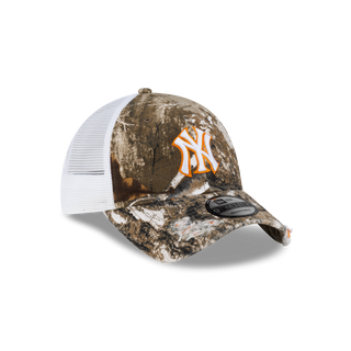 New Era - New York Real Tree Distressed Trucker (Orange) Snapback 9TWENTY