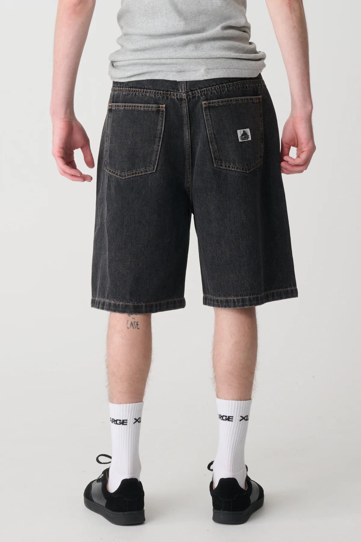 XLARGE - Baggy Bull Denim 91 Short - Washed Black