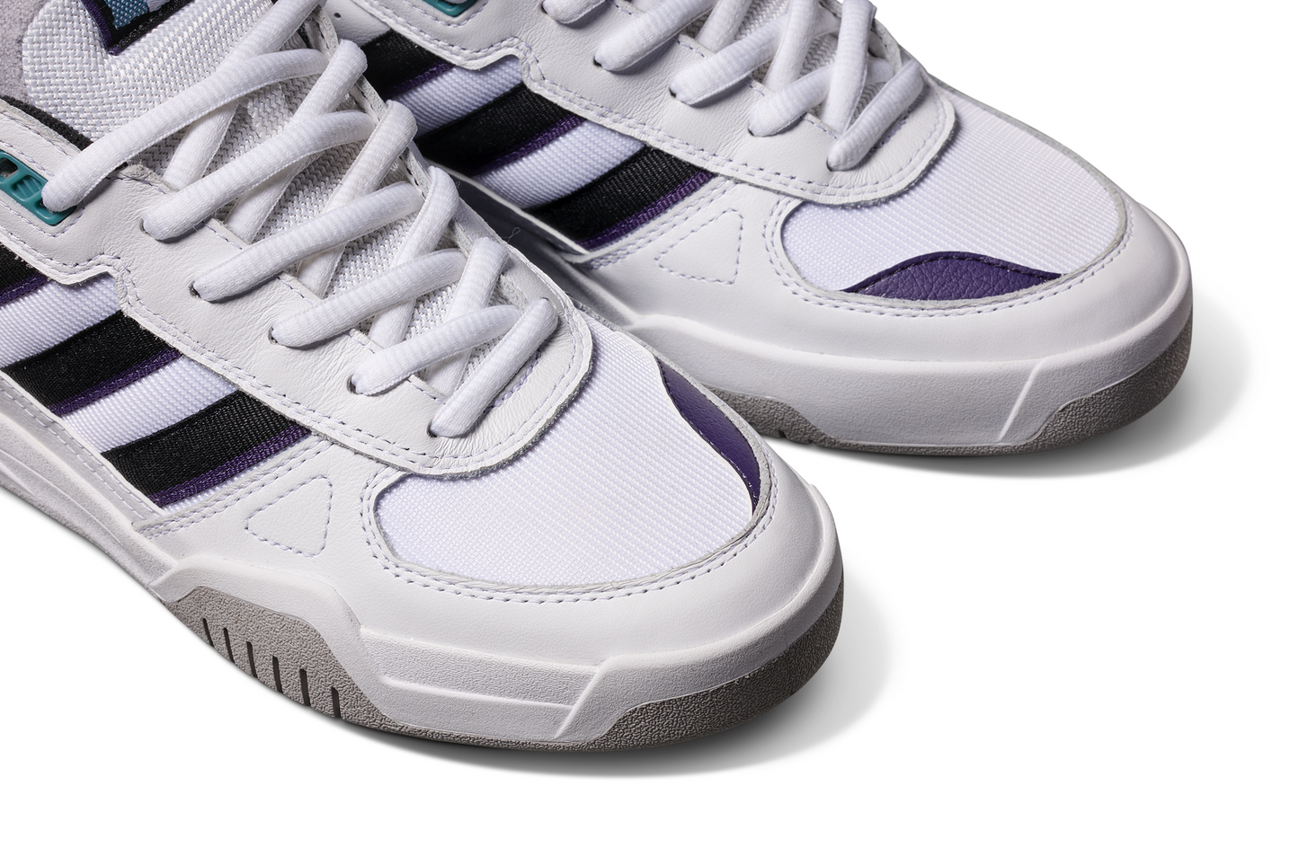 Adidas - TEKKIRA CUP - FTWWHT/CBLACK/AURPLU