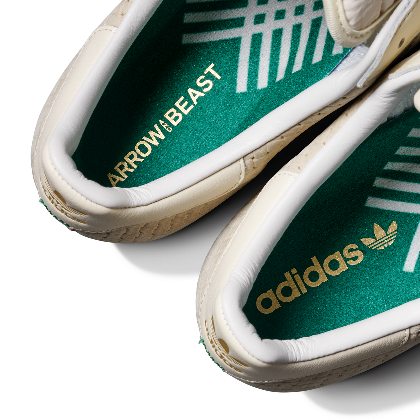 Adidas - Superstar ADV x Arrow & Beast - Wonder White w. White (Stuttgart)