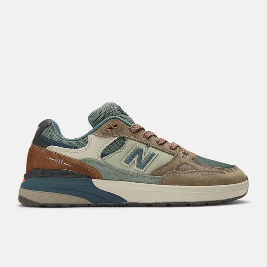 New Balance Numeric -  NB Numeric Andrew Reynolds 933 NM933NAP