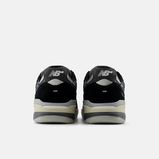 New Balance Numeric - Andrew Reynolds 933 - Black With Eclipse