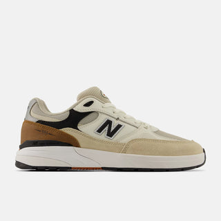 New Balance Numeric - Andrew Reynolds 933 - Quicksand / Sea Salt